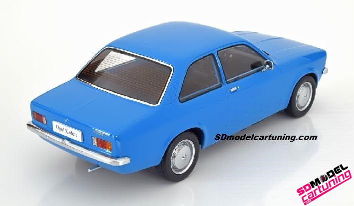 1:18 Opel Kadett C Sedan 1973 blauw