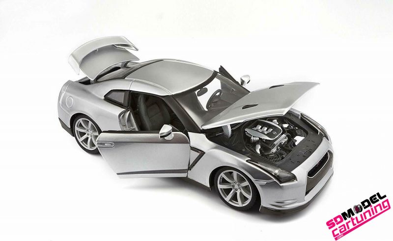 1:18 Nissan GT-R R35 Parelmoer zilver – Bild 2