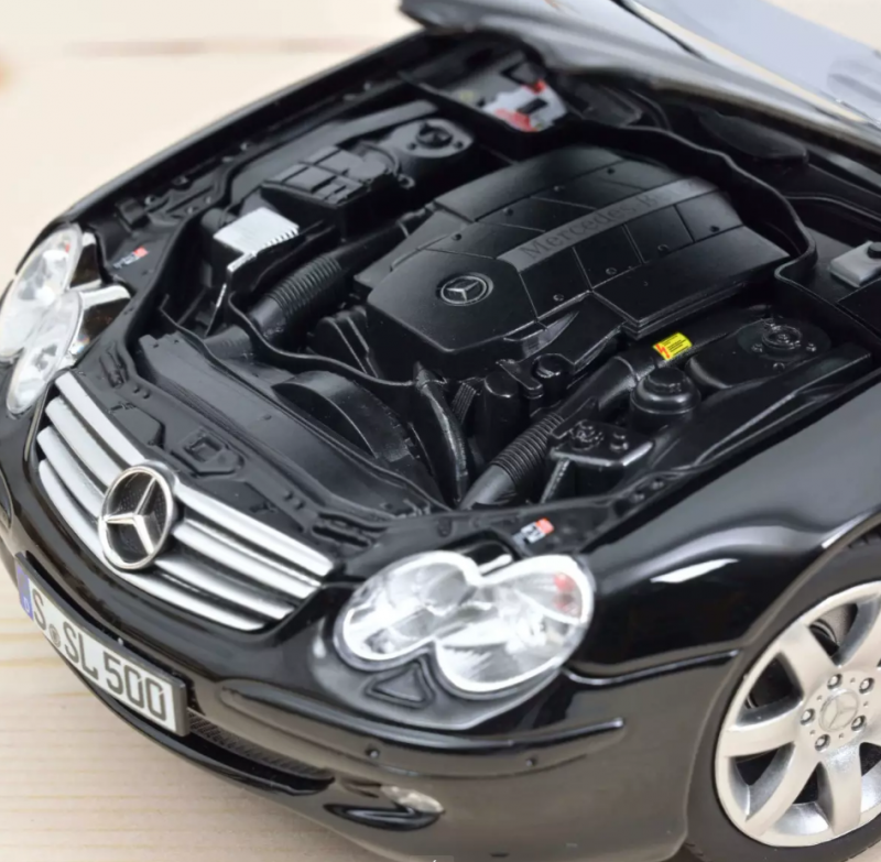 1:18 Mercedes Benz SL 500 - 2003 - Zwart – Bild 6