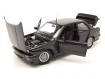 1:18 BMW E30 M3 - 1987 - nera