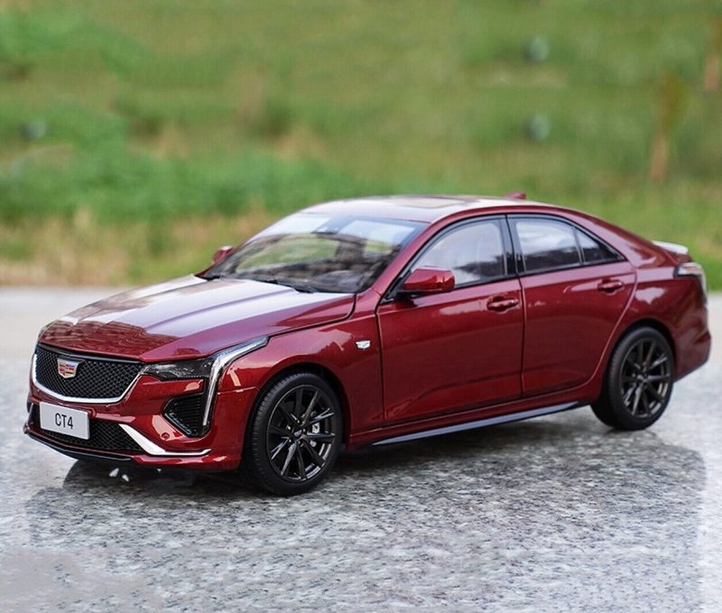 1:18 Cadillac CT4 - 2021 - Metallic rood - immagine 2