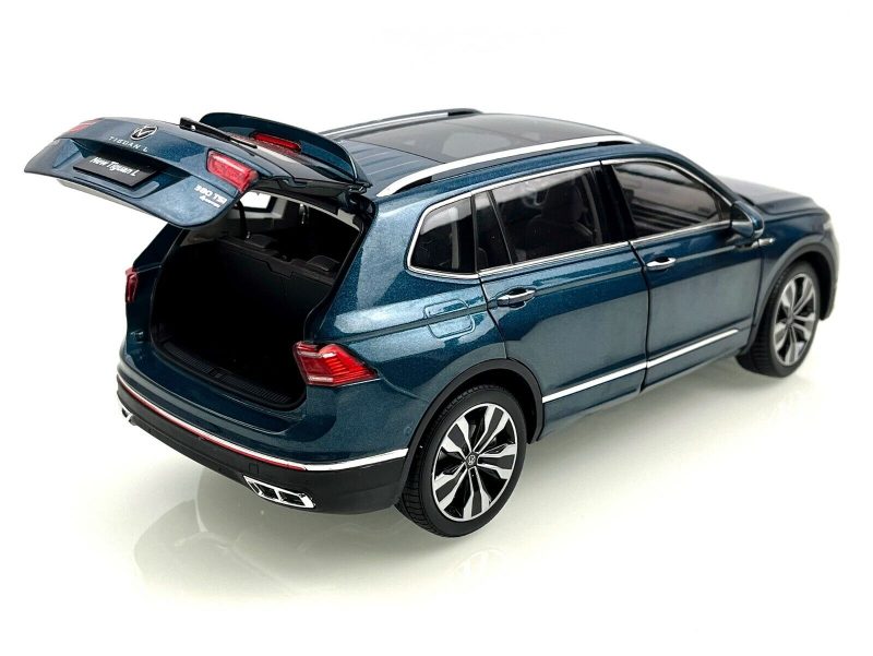 1:18 Volkswagen Tiguan L - 2022 - Metallic Blauw - Afbeelding 3