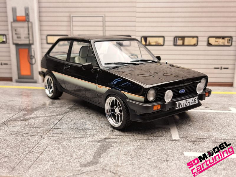 1:18 Ford Fiesta XR2I - zwart - custom RONAL RS Velgen – Image 4