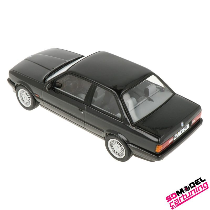 1:18 BMW E30 325i 1988 - Zwart – Image 5