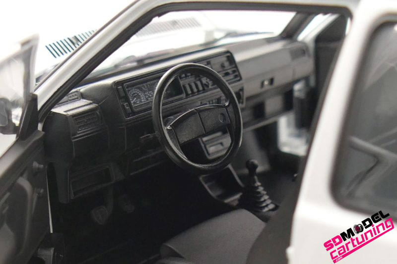 1:18 Volkswagen Golf mk2 CL - 1988 - Wit – Image 3