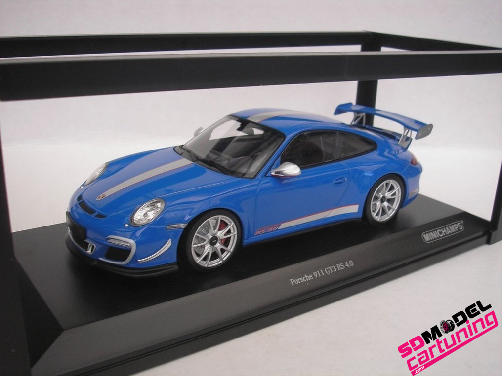 Vehicule 1/18 porsche 911 gts rs 4.0 - bleue, vehicules-garages