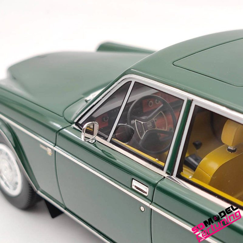 1:18 Volvo 164E - 1972 - Groen – Image 5