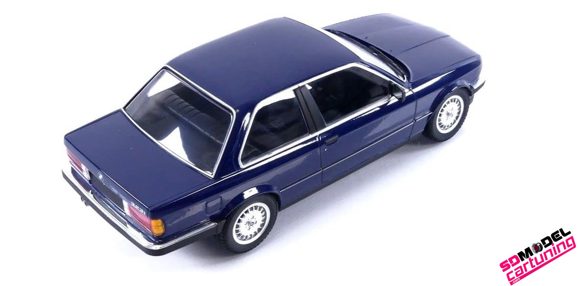 Minichamps 1:18 BMW 323i year 1982 blue metallic 155026002 model car  155026002 4012138141261