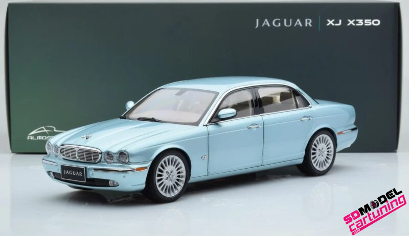 1:18 Jaguar XJ6 X350 - Blauw metallic - Afbeelding 7
