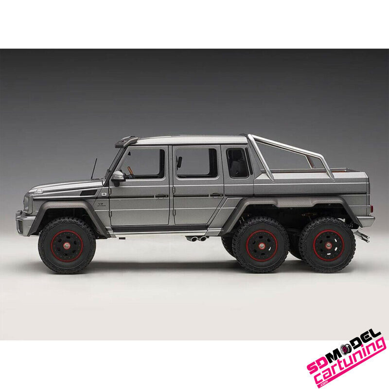 1:18 Mercedes-Benz G63 AMG 6x6 Designo platinum – Image 5