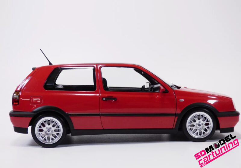 1:18 Volkswagen Golf MK3 GTI - 1996 - Rood – Bild 3