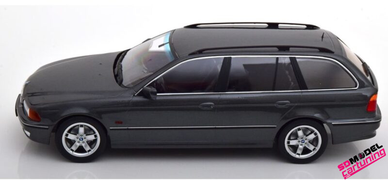 1:18 BMW E39 540I Touring - 1997 - Metallic Grijs – Bild 3