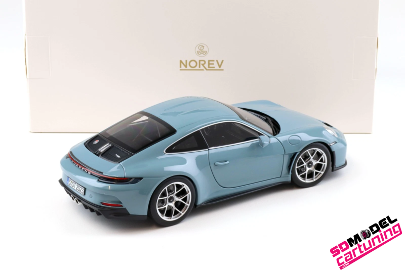 1:18 Porsche 911 S/T - 2023 - Meissenblue – Image 6