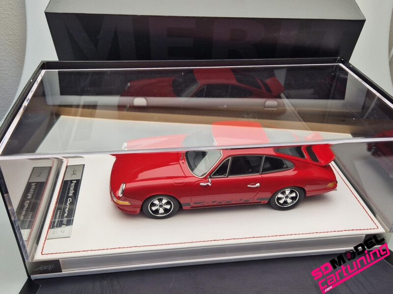 1:18 Porsche 911 Carrera 2.7 RS - Rood - Inclusief luxe vitrinebox - Imagen 2