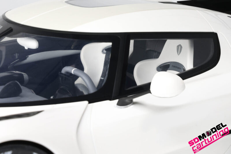 1:12 Koenigsegg Jesko - 2019 - Crystal White – Image 8