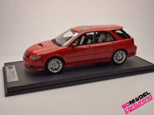1:18 Saab 9-2X - Red - Includes Luxury Display Case Box