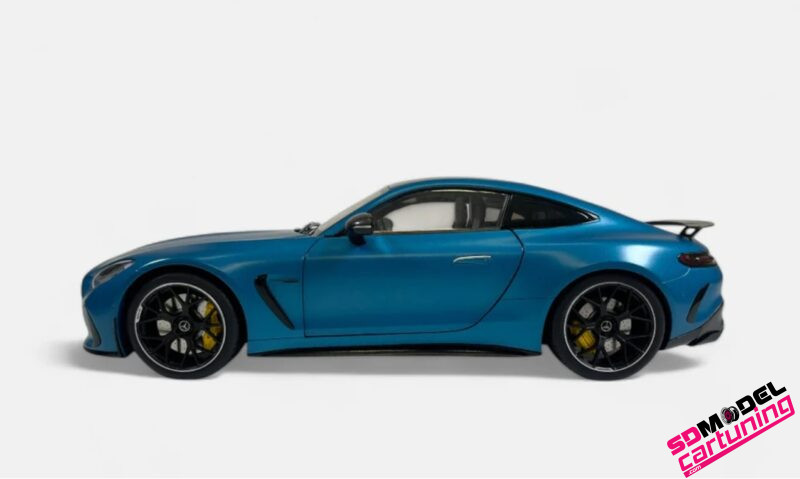 1:12 Mercedes-Benz AMG GT63 ( C192) - Blauw - Imagen 2