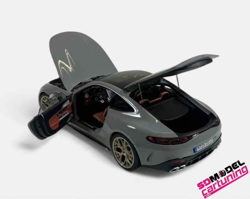 1:12 Mercedes-Benz AMG GT63 ( C192) - Grijs - Imagen 4