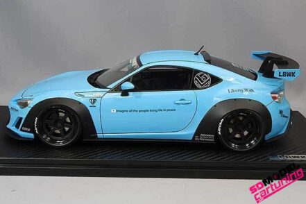 1:18 Toyota GT86 LB-Works Full Complete ver.1 - Lichtblauw ...