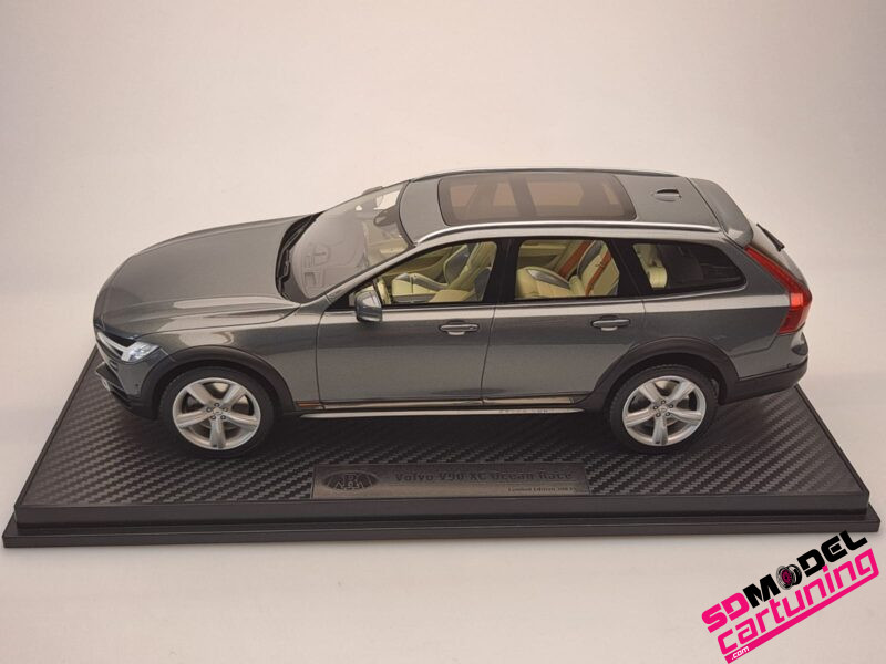 1:18 Volvo V90 CC Ocean Race - Grijs - Inclusief Luxe  Vitrinebox - Imagen 7