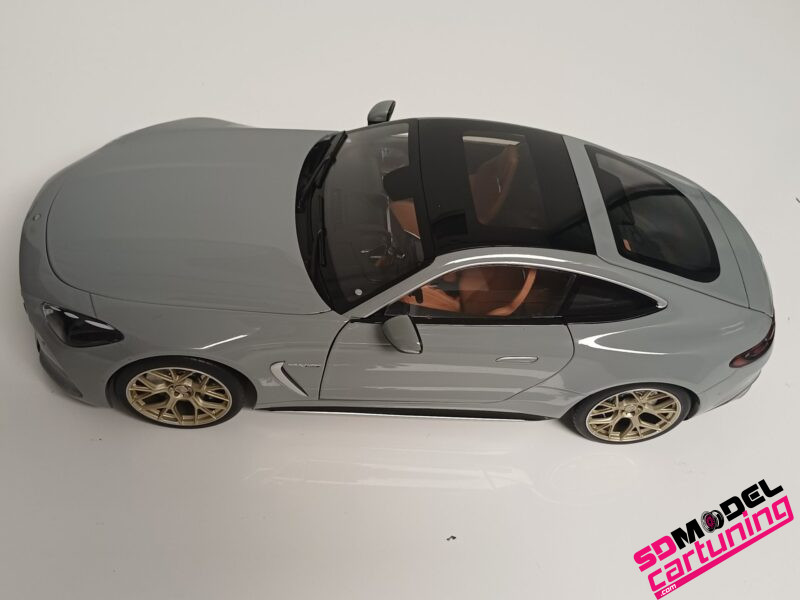 1:12 Mercedes-Benz AMG GT63 ( C192) - Grijs - Imagen 4