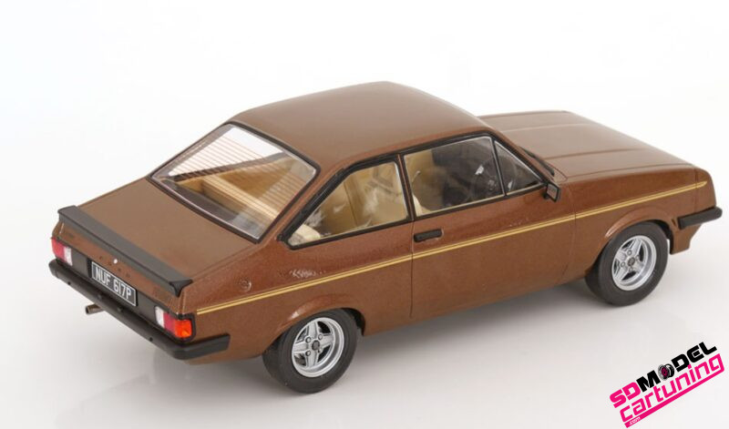 1:18 Ford Escort MK II RS - 2000 - Donkerbruin Metallic - Afbeelding 2