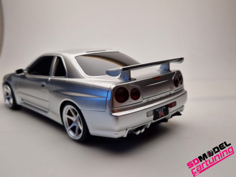 1:18 Nissan Skyline R34 GT-R - Zilver - Tissue Case - Afbeelding 4