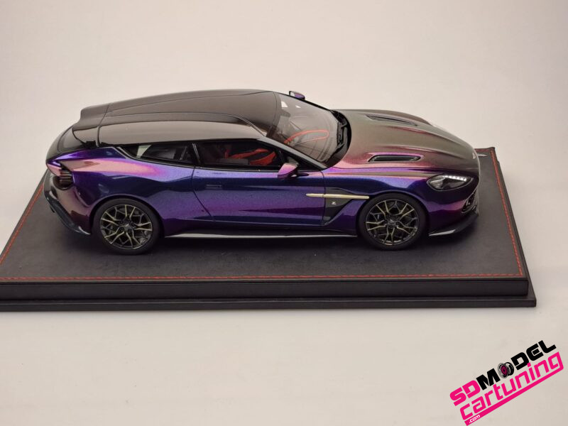 1:18 Aston Martin Zagato Shooting Brake - Chameleon color. - immagine 4