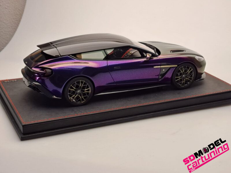 1:18 Aston Martin Zagato Shooting Brake - Chameleon color. - immagine 11