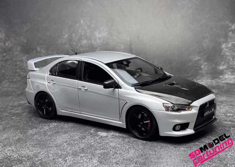 1:18 Mitsubishi Lancer Evolution X - Volk TE37 Velgen - Zilver - Afbeelding 3