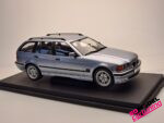 1:18 BMW E36 328I Touring - Blauw Metallic