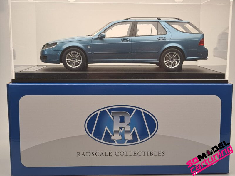1/18 Saab 9-5 Sportcombi – 2006 – Ice Blauw – Inclusief Luxe Vitrine box - Imagen 7