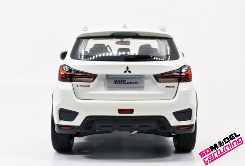 1:18 Mitsubishi ASX - 2020 - Wit - Imagen 6