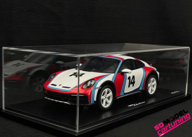 1:18 Porsche 911 992 Dakar Martini Livery #14 - 2023 - Inclusief Luxe  Vitrinebox – Bild 2