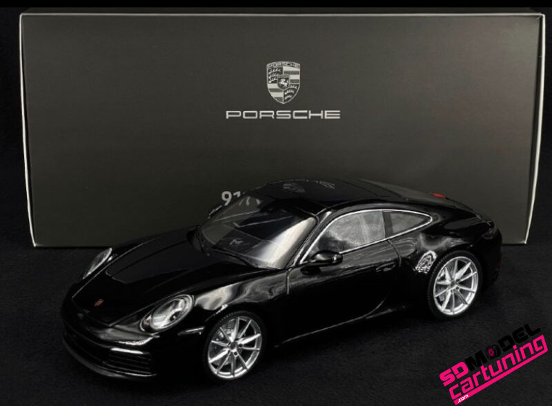 1:18 Porsche 911 (992) Carrera 4S - 2019 - Schwarz