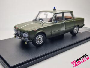 1:18 Alfa Romeo Giulia 1.6 Ti Carabinieri