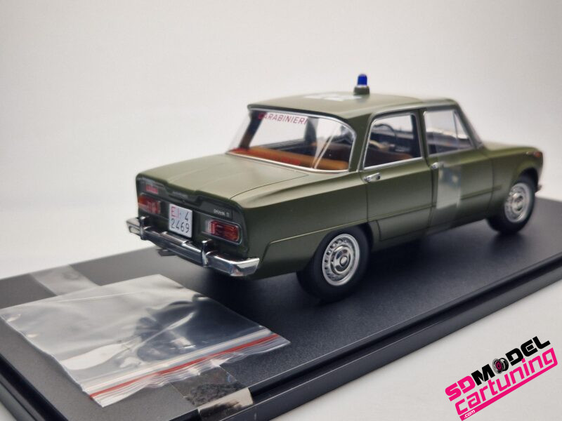 1:18 Alfa Romeo Giulia  1.6 Ti Carabinieri – Image 5