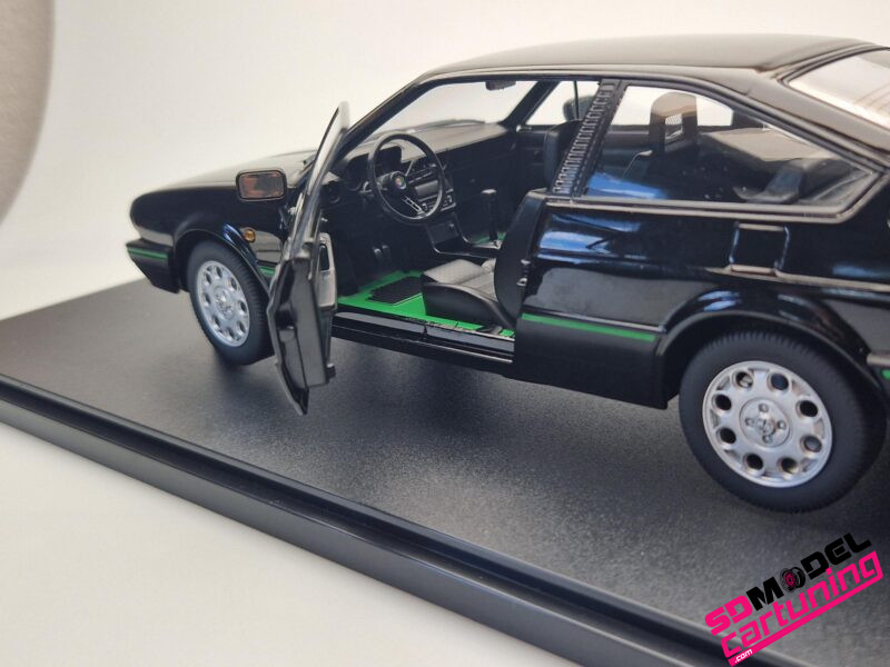 1:18 Alfa Romeo Sprint 1.5 Quadrifoglio Verde - 1983 - Zwart – Bild 2