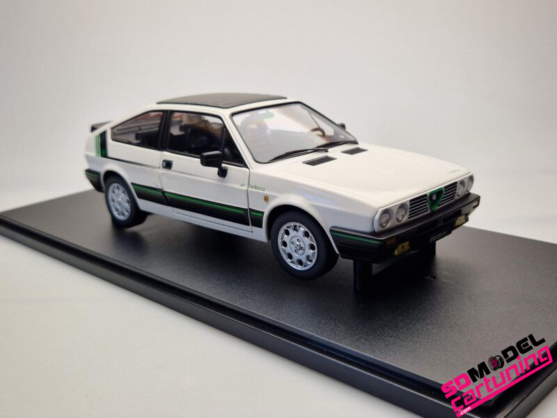 1:18 Alfa Romeo Sprint 1.5 Quadrifoglio Verde Balocco - 1984 - Wit