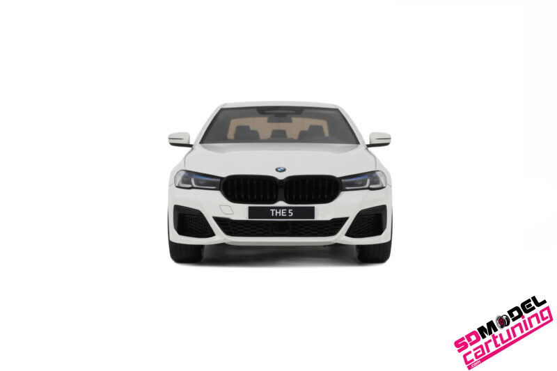 1:18 BMW 545E X Drive Saloon M Sport - 2023 - Wit - Imagen 6