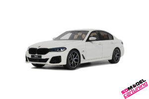 1:18 BMW 545E X Drive Berlina M Sport - 2023 - Blanco
