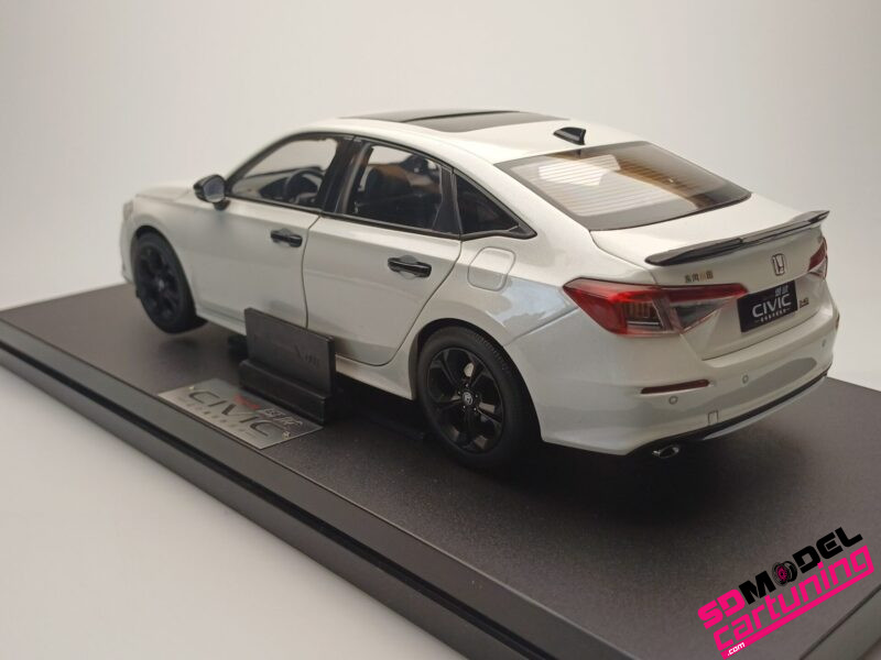 1:18 Honda Civic Sport - 2022 - Wit - Afbeelding 2