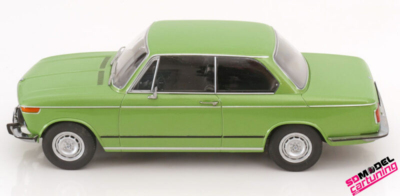 1:18 BMW L2002 tii - 1974 - Groen metallic - Imagen 5