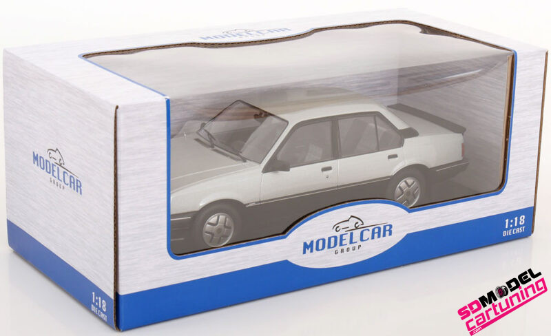 1:18 Opel Ascona C SR Sedan - 1981 - Zilver/Zwart – Image 3
