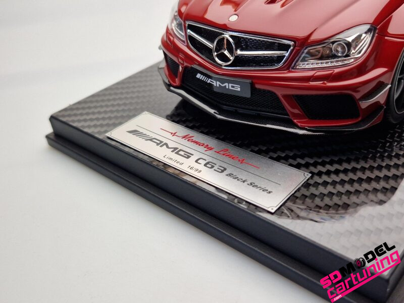 1:18 Mercedes Benz C63 AMG Black series - Rood – Bild 5