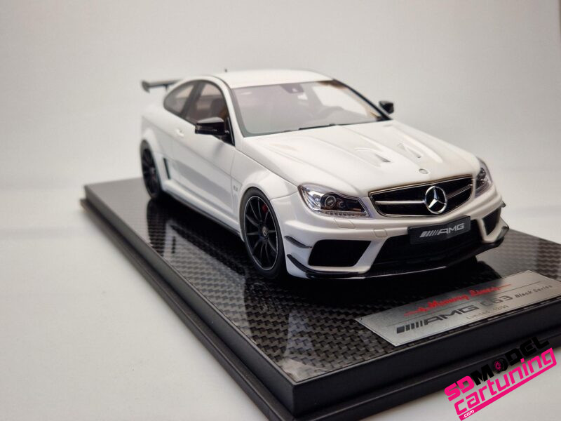 1:18 Mercedes Benz C63 AMG Black series - Wit - immagine 7