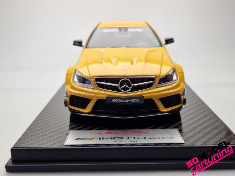 1:18 Mercedes Benz C63 AMG Black series - Geel – Bild 6