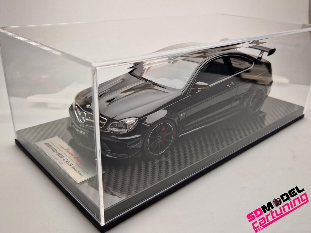 Modelcar MERCEDES-BENZ C63 AMG SILVER GT Spirit 1:18 Resinemodell (Türen, Motorhaube... nicht zu öffnen!) at Modelcar MERCEDES-BENZ C63 AMG SILVER GT Spirit 1:18 Resinemodell (Türen, Motorhaube... nicht zu öffnen!) at