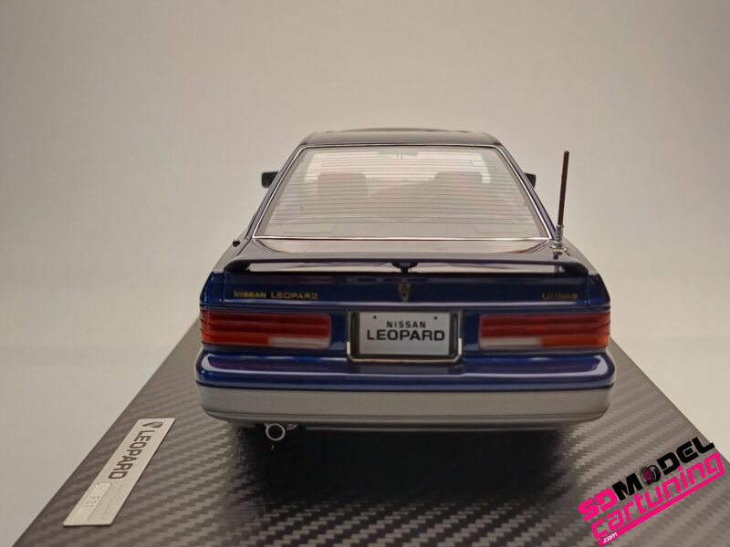1:18 Nissan Leopard (F31) Ultima V30 TWINCAM TURBO - Donkerblauw / zilver. - Afbeelding 3