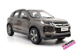 1:18 Mitsubishi ASX - 2020 - Grigio-marrone metallizzato